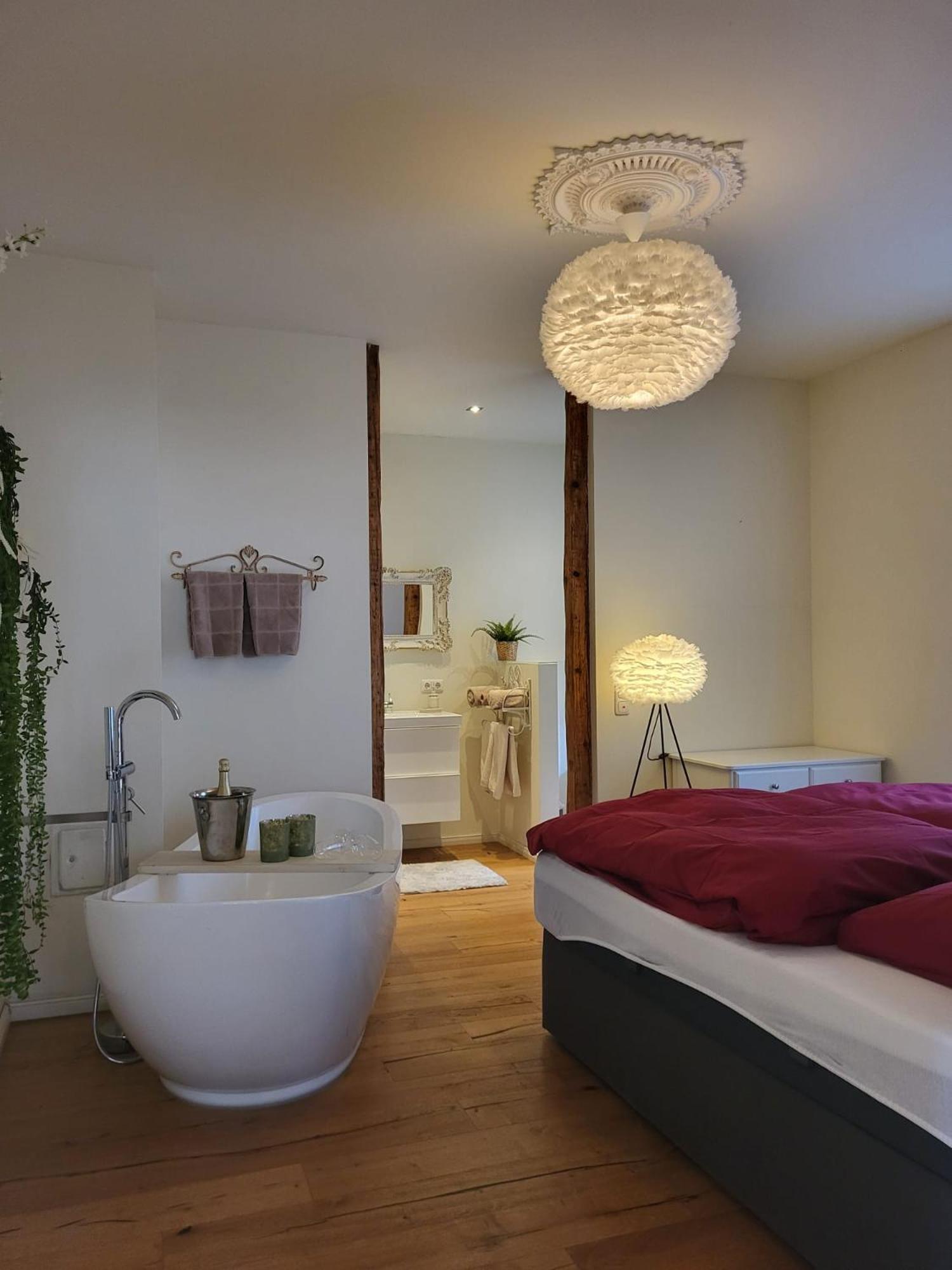 Wohnen Am Dom Apartment Geisenheim Bagian luar foto